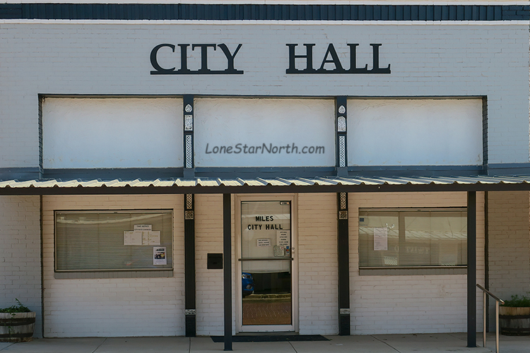 Miles City Hall